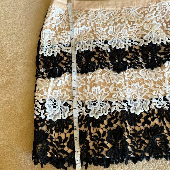 Endless Rose Lace Pencil Skirt - Size M - Picture 8 of 12